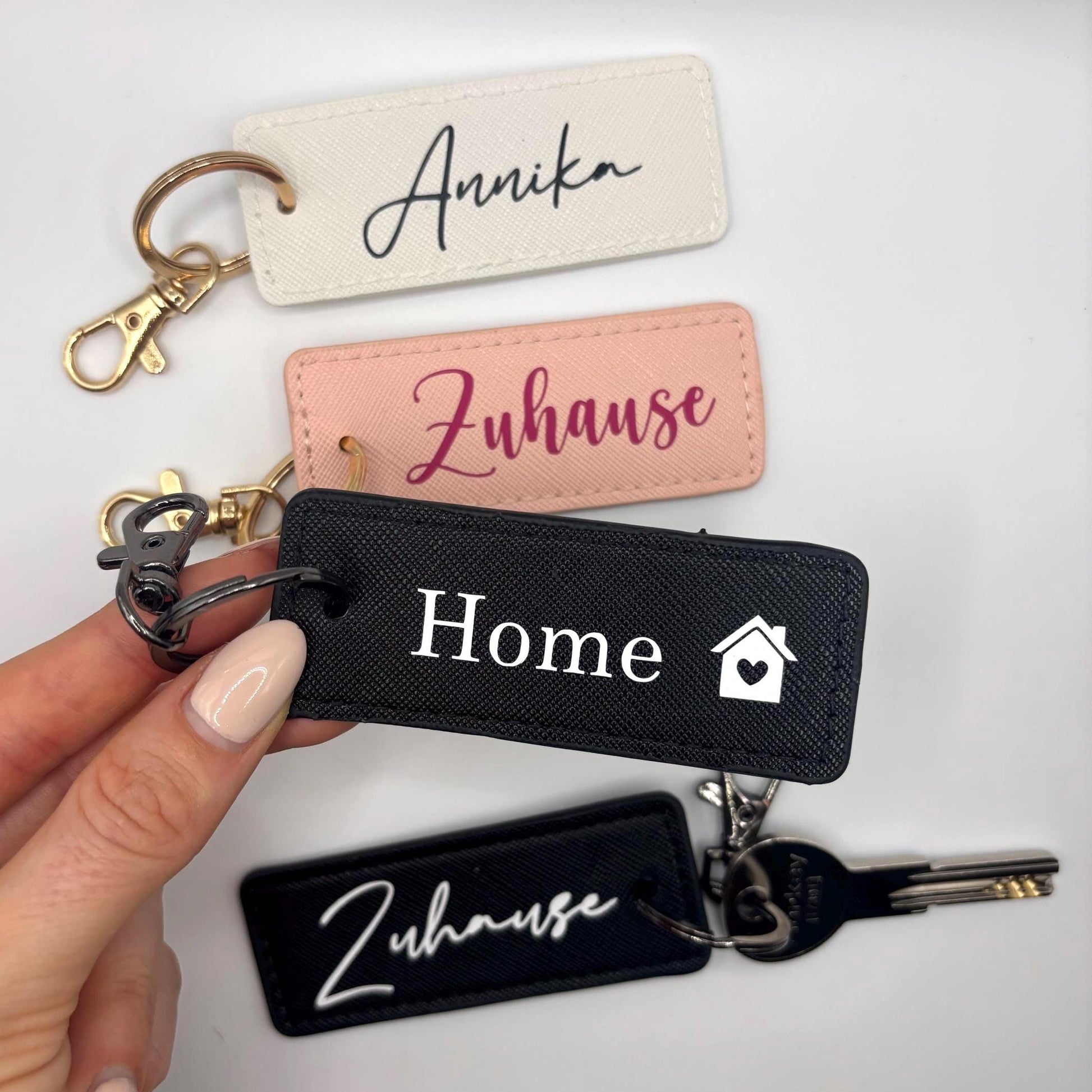 Schlüsselanhänger personalisiert mit Wunschtext | custom made keychain Anhänger Namen Geschenkidee Muttertag Mama Beste Freundin