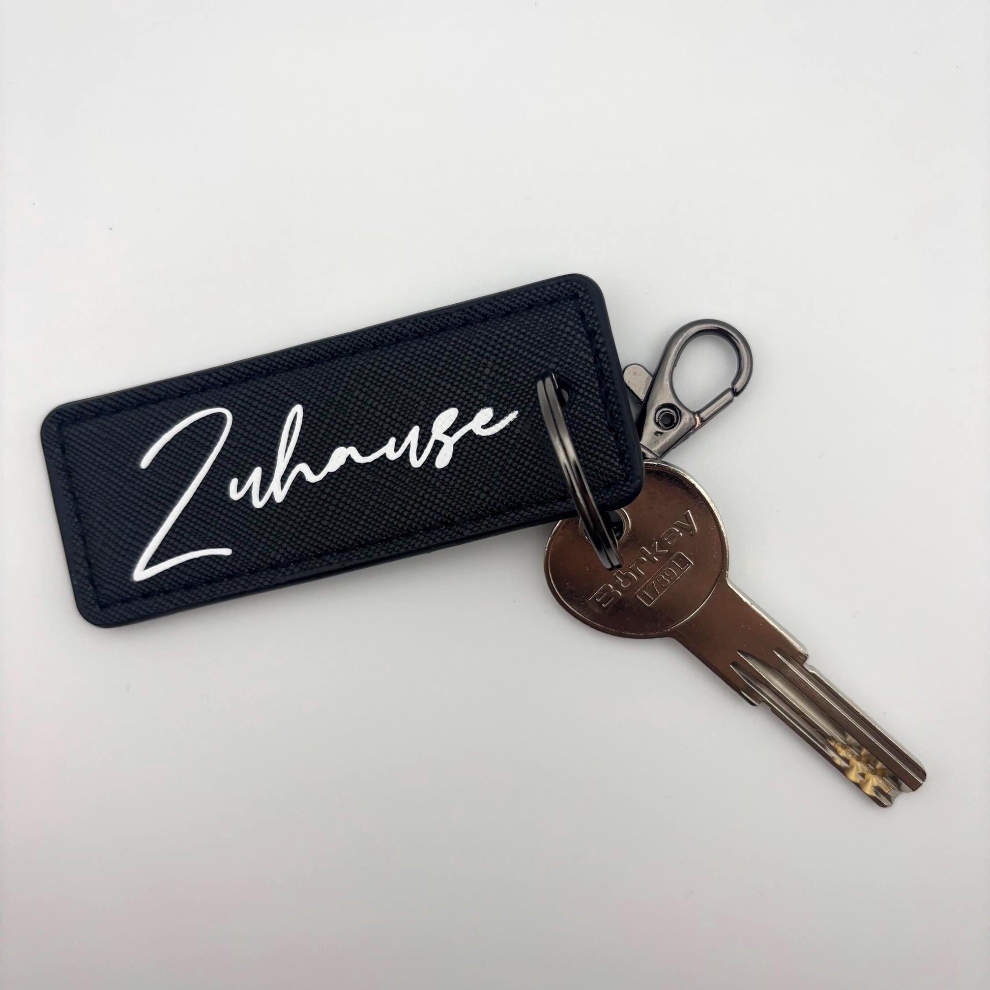 Schlüsselanhänger personalisiert mit Wunschtext | custom made keychain Anhänger Namen Geschenkidee Muttertag Mama Beste Freundin